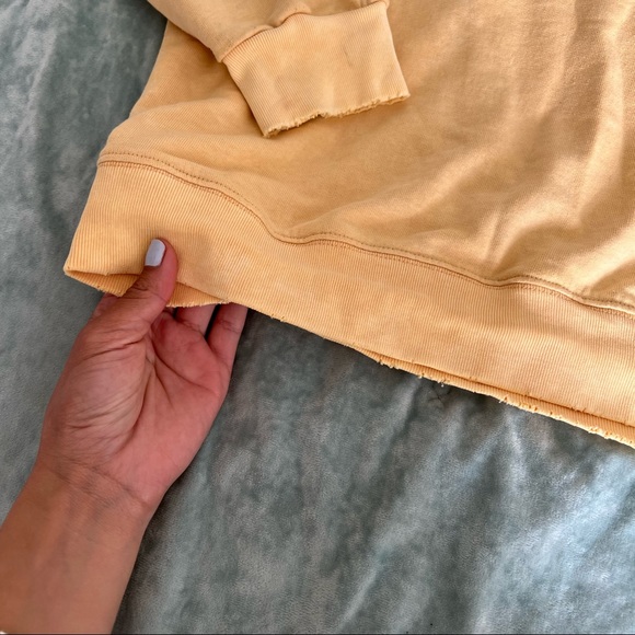 Pastel Yellow sweatshirt - Picture 3 of 6